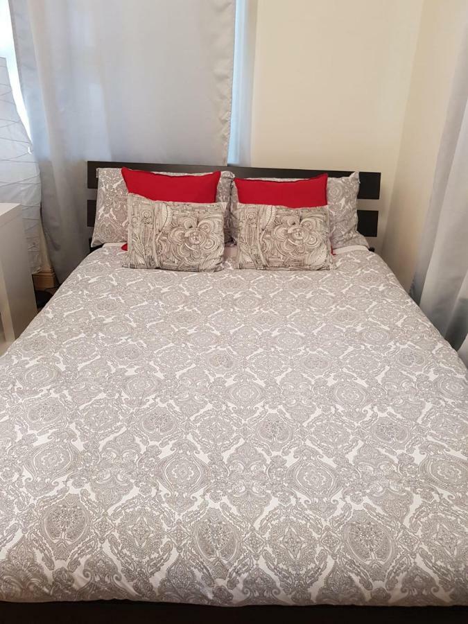 Apartament Lovely 1 Bed In Earls Court Londyn Zewnętrze zdjęcie